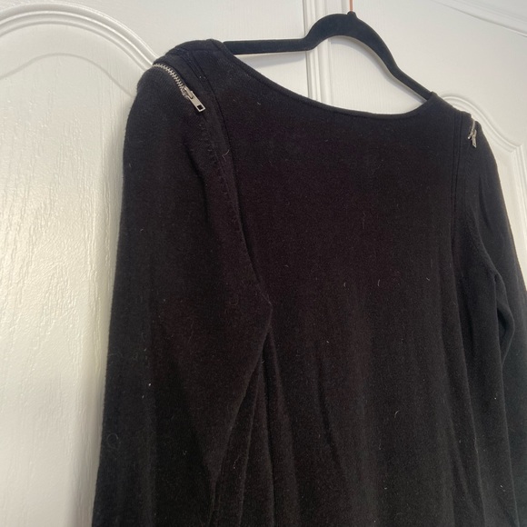 Black Sweater Dress with Zipper detailing - Picture 4 of 5